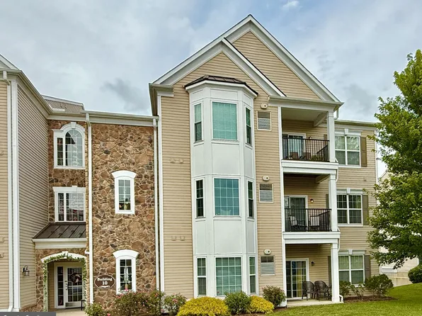 1023 Creekside Dr, Brookhaven, PA 19015