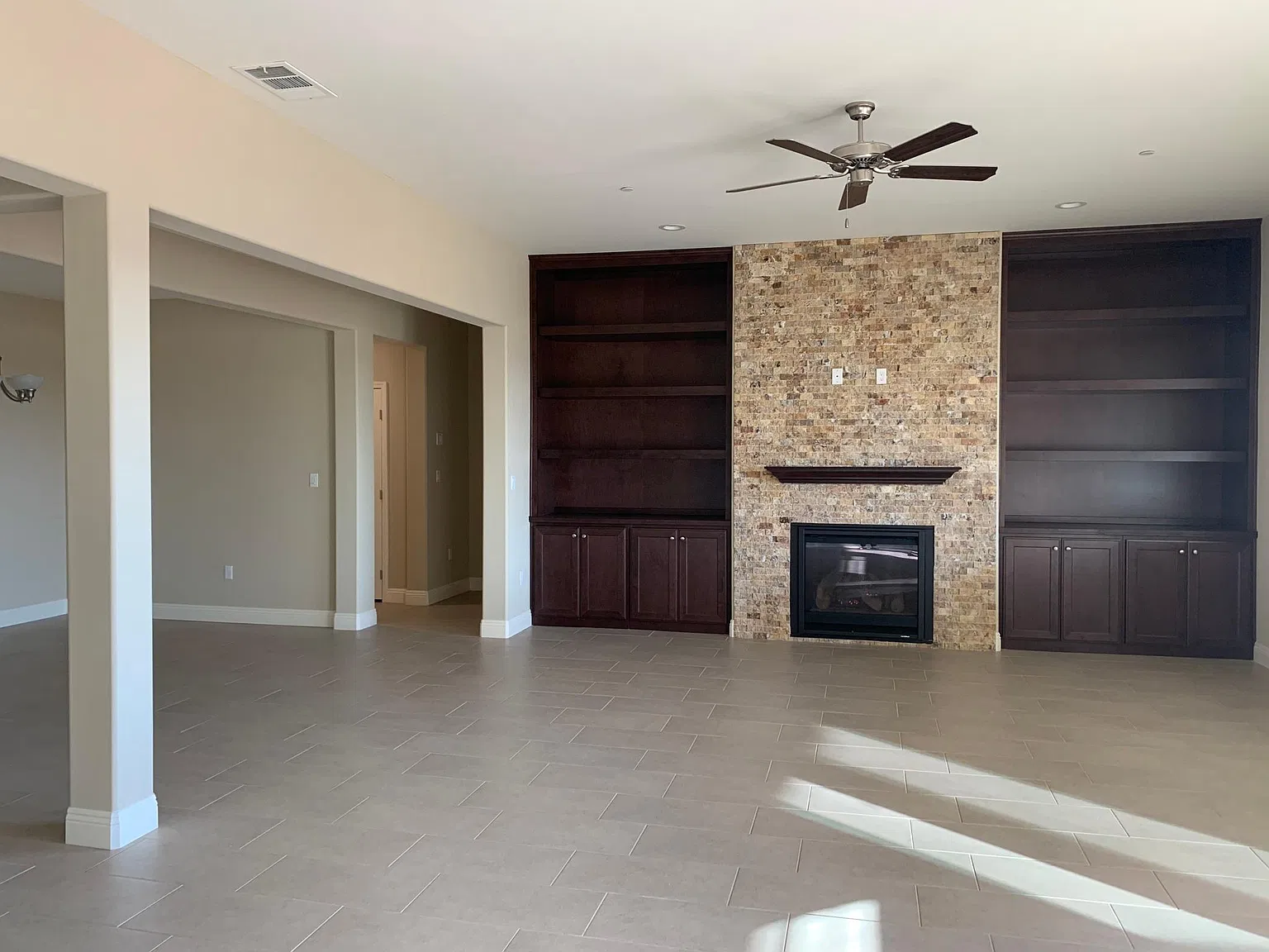4243 Spring Tree Ln — Photo 2