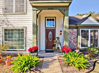 7519 Honey Creek Ln, Houston, TX 77095