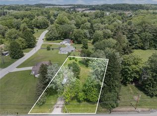 8377 Valley View Rd, Macedonia, OH 44056