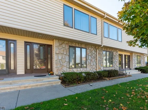 83 Seminole Rd, Andover Twp., NJ 07848