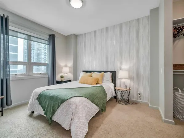 1410 N 1st St SE #1204, Calgary, AB T2G 5T7