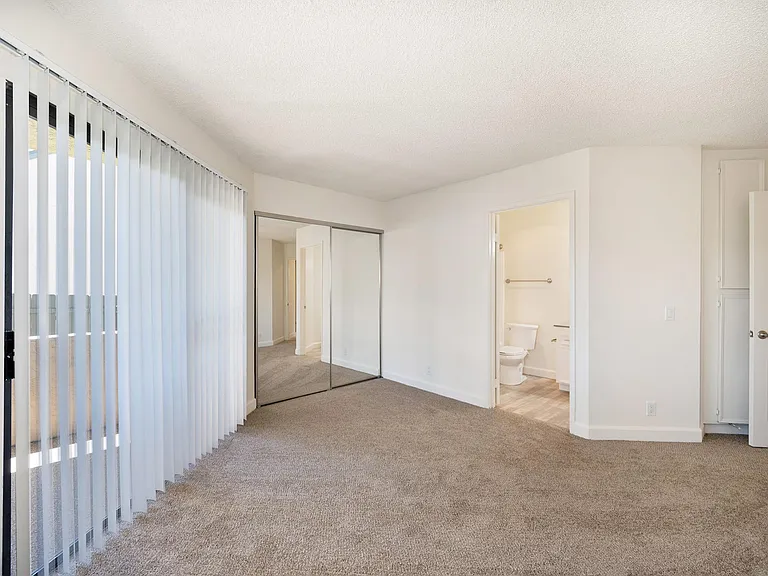 315 Acacia Ave — Photo 19