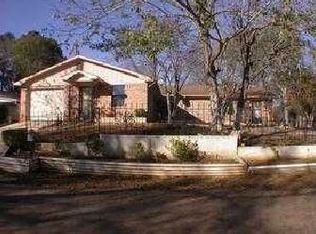 1118 Garner St, San Augustine, TX 75972