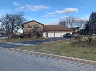 212 Manor Dr UNIT B, New Lenox, IL 60451