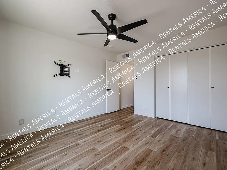 1430 E Bell De Mar Dr — Photo 19