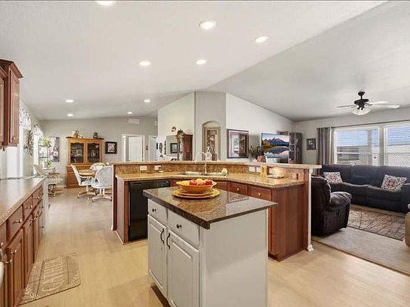 4th image of 3300 E Broadway Rd #162