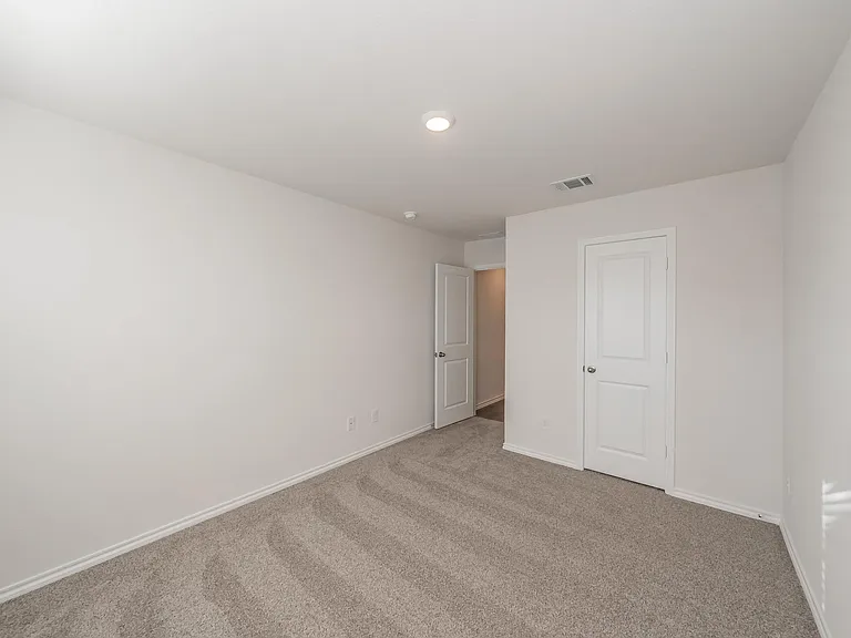 764 Primrose Ln — Photo 15
