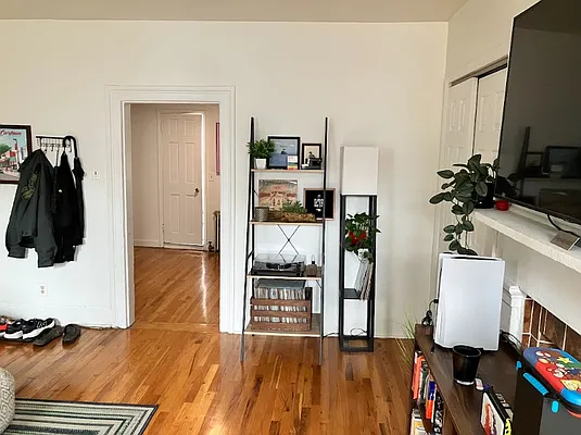 Rented by Brick Real Estate | media 8