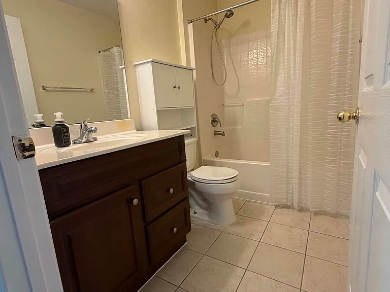 11283 Wyndham Hollow Ln — Photo 25