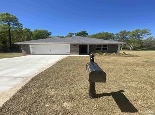 5277 Burt Ln, Pace, FL 32571