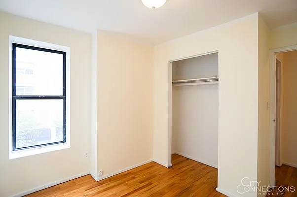 Rented by City Connections Realty | media 14