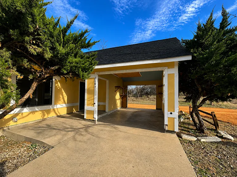 210 Skyline Dr #A — Photo 14