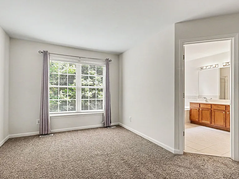 23043 Triple Crown Dr — Photo 24