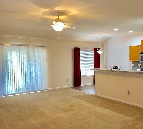 4th image of 15847 Twin Creek Dr