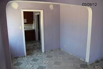 3rd image of 651 El Centro Ave