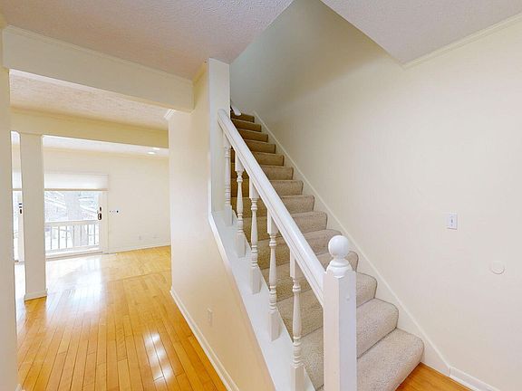 4th image of 1850 Burcham Dr #30