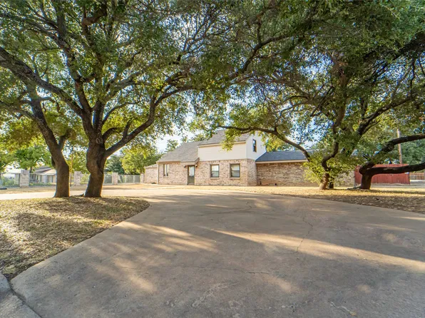 2600 Sha Ln, Breckenridge, TX 76424