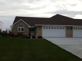 13874 Blanca Ct, Rosemount, MN 55068