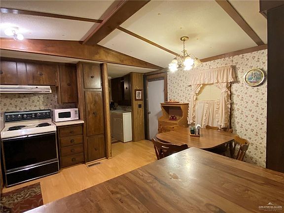 4th image of 702 Showers Dr #125