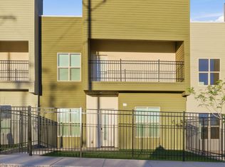 201 Desert Pass St #8, El Paso, TX 79912
