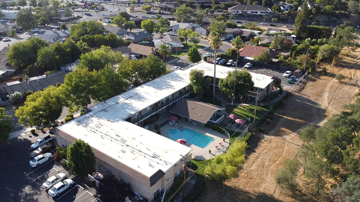Building Photo - River's Bend Apartments