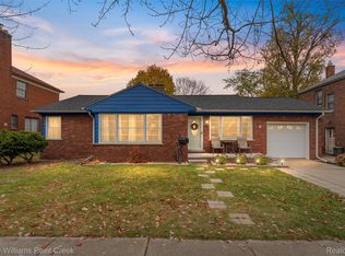 2439 22nd St, Wyandotte, MI 48192