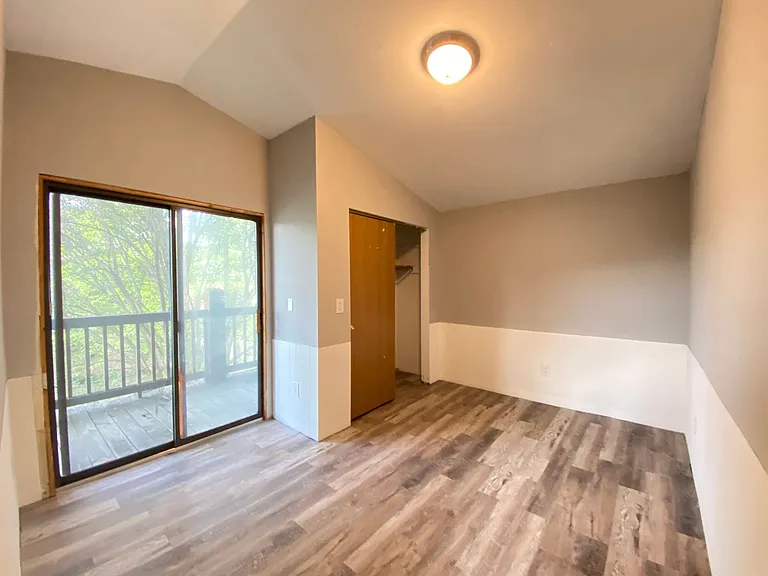 1522 Indianola Ave — Photo 23