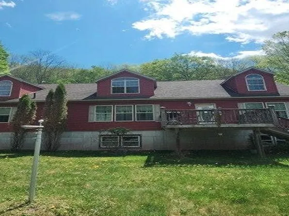 350 Crest Dr, Roxbury, NY 12474