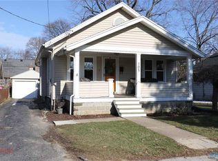 105 Civic Dr, Perrysburg, OH 43551