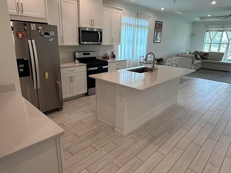 12808 SW Eleanor Dr — Photo 8