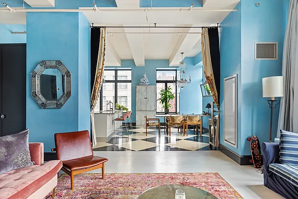 Sold by Compass | media 2