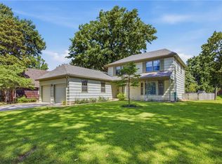8500 W 72nd St, Overland Park, KS 66204