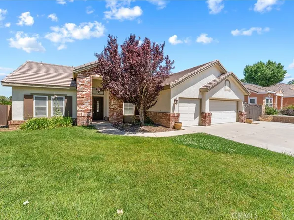 42362 Round Hill Dr, Lancaster, CA 93536