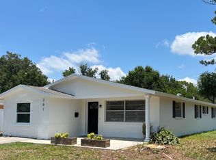 201 SW Monroe Cir N, Saint Petersburg, FL 33703