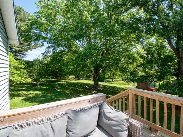 38 N Old Military Rd, Summertown, TN 38483