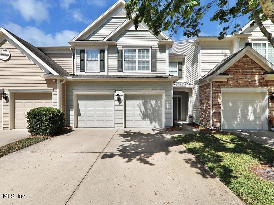 1st image of 11225 N Castlemain Cir