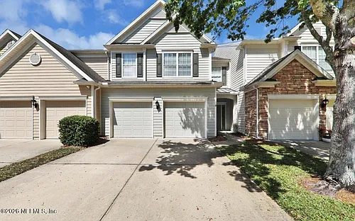 11225 N Castlemain Cir Photo 1