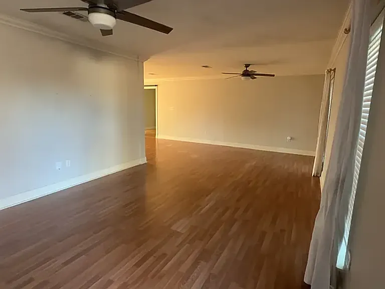 9150 Nolen Dr — Photo 18