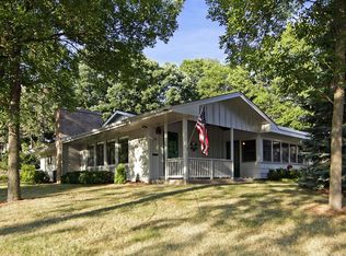 300 Burntside Dr, Golden Valley, MN 55422