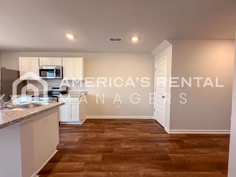 139 Driftwood Ln — Photo 8