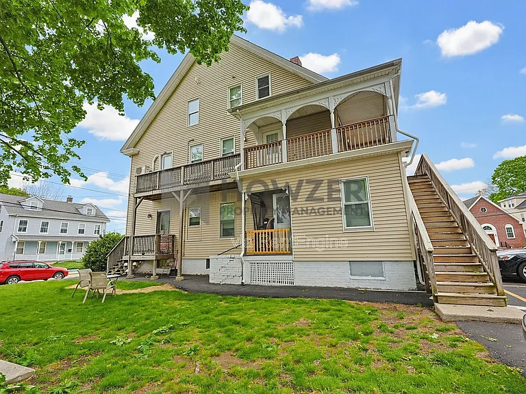 127 Park St #10 — Photo 23