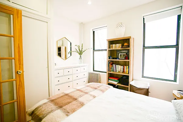 Rented by City Connections Realty | media 30