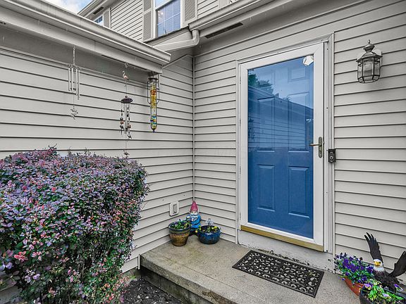 2nd image of 7567 Dover Ridge Ct