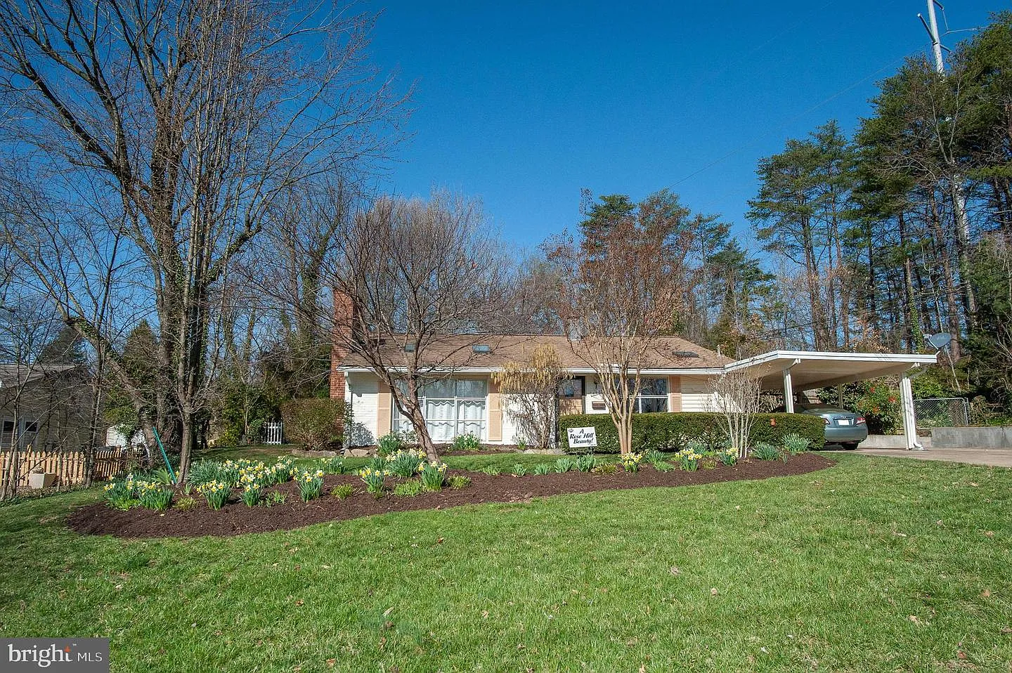 4402 Roundhill Rd photo 1