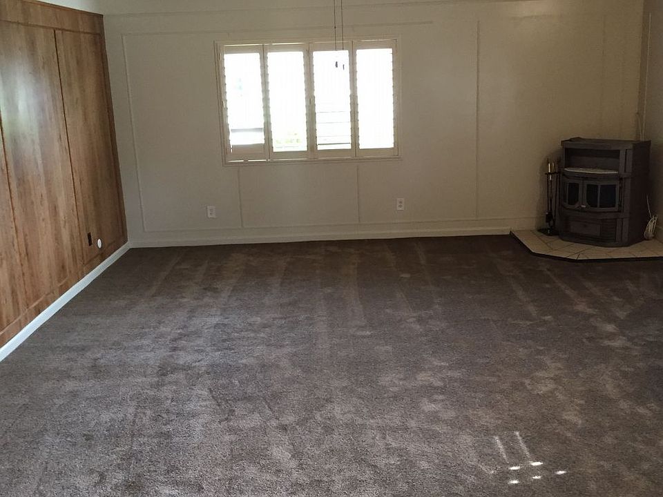 2nd image of 5404 Yorkshire Ct