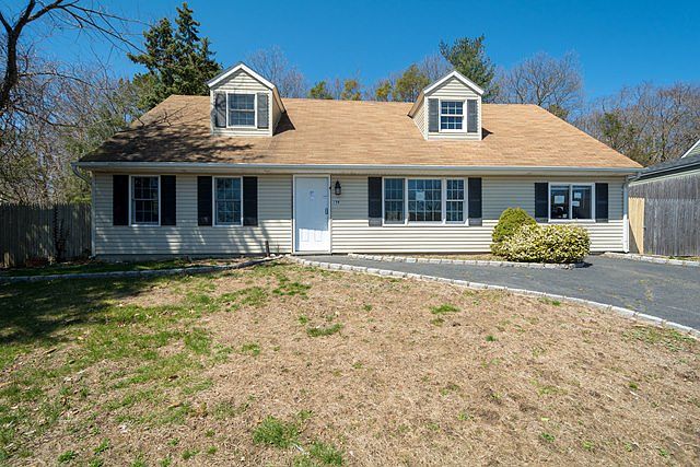 1st image of 158 Rosemont Ave