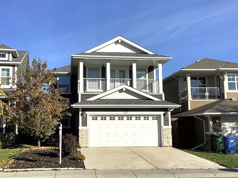 207 Auburn Glen Dr SE — Photo 1