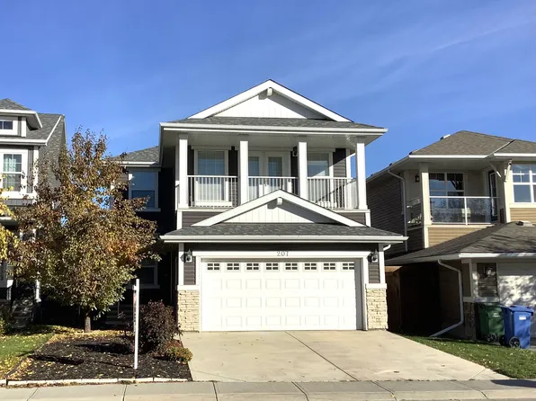 207 Auburn Glen Dr SE, Calgary, AB T3M 1P4