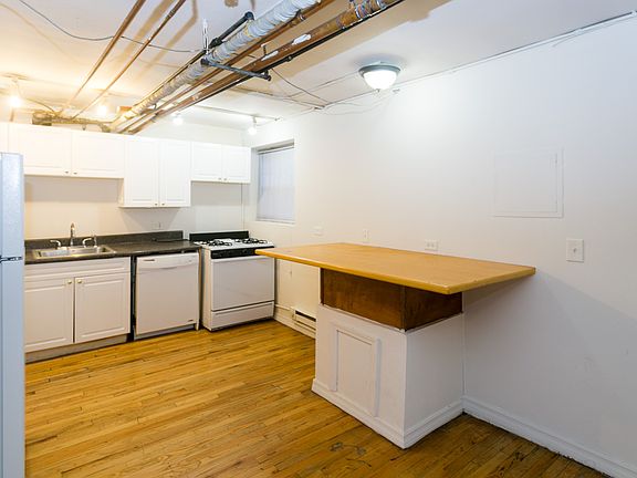 3rd image of 1033 Dempster St Unit G